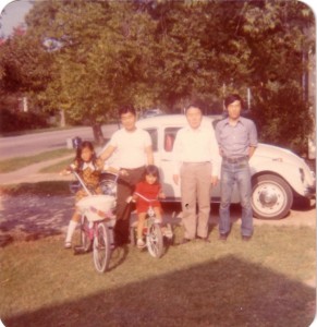 김수근교수님댁 가족들과 1973년 Sherman, Texas